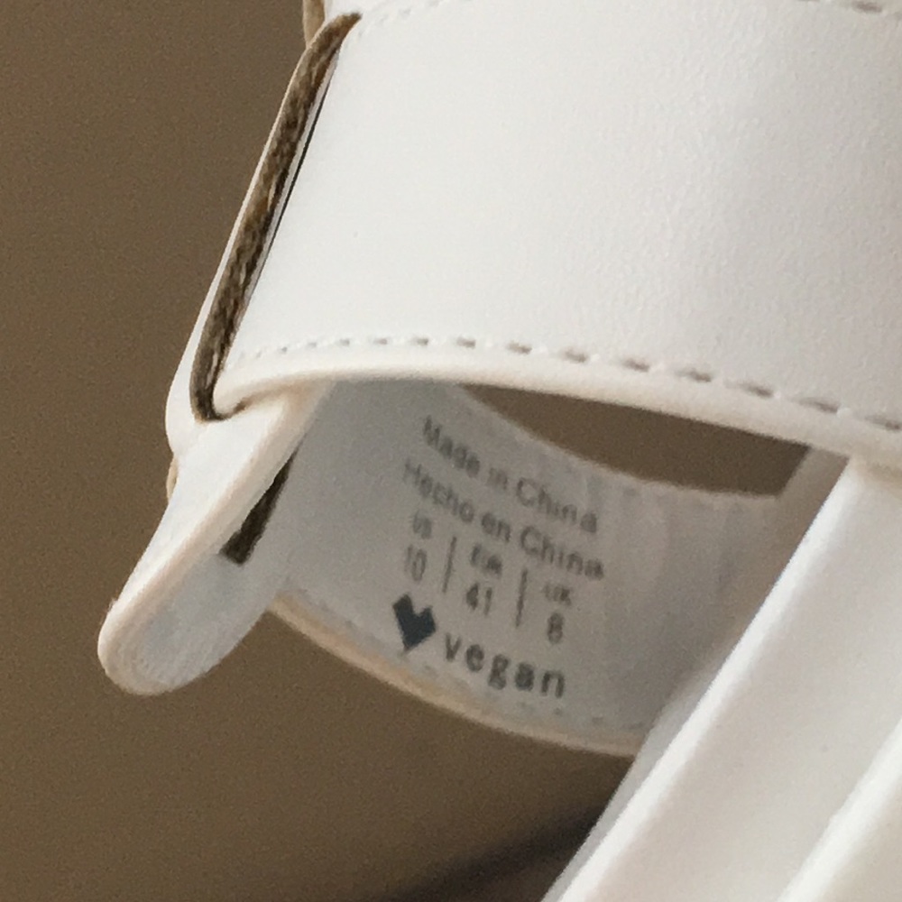 White Call It Spring Chunky Sandals - Picture 8 of 16
